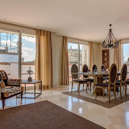 Puerta Principe Luxury Apartment Seville