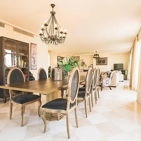 Puerta Principe Luxury Apartment