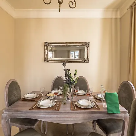 Puerta Principe Luxury Seville