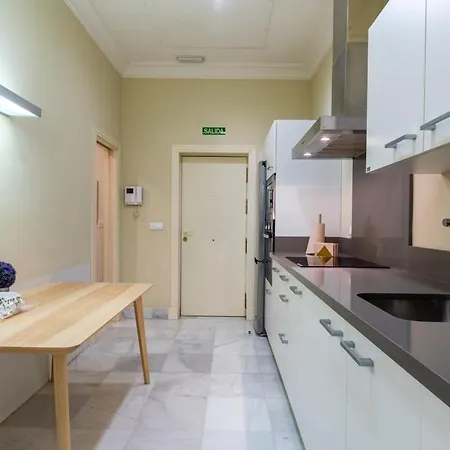 Puerta Principe Luxury Apartment *